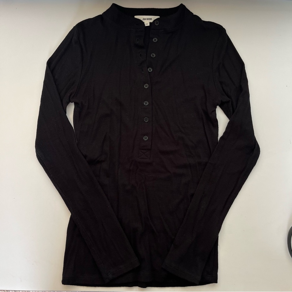 Joah brown ribbed button Henley long sleeve black small medium v neck
